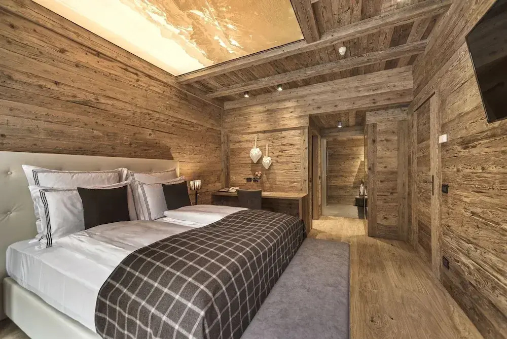 Suite with balcony