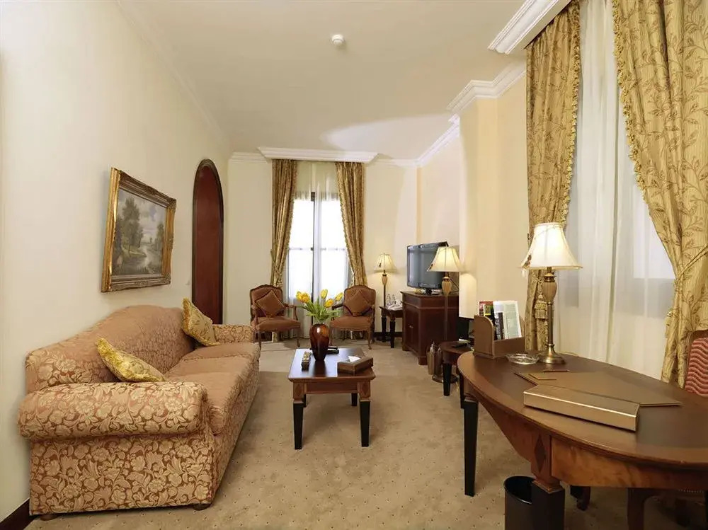 Le Patio Boutique Hotel - фото 4