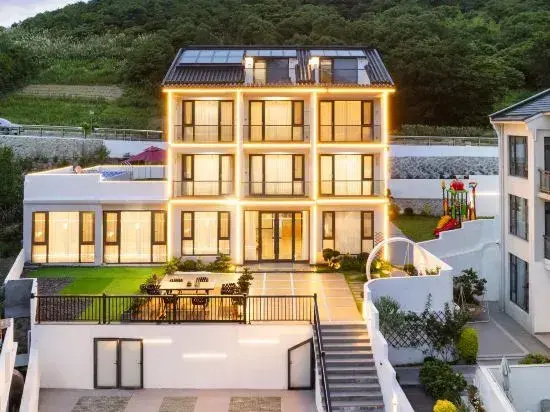 Zhujiajian Houshan Xun Xingkong Seaview Holiday Villa (Xiaowushitang Dongsha Scenic Area)