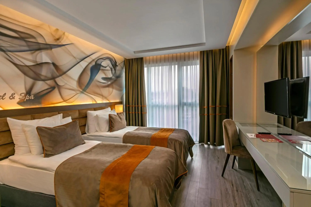 B Business Hotel & Spa - фото 7
