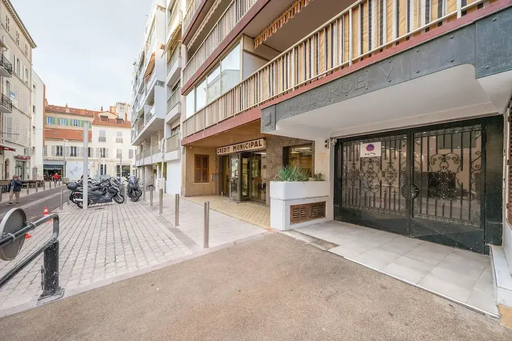 Beautiful Flat With Terrace - Carre D'or Cannes