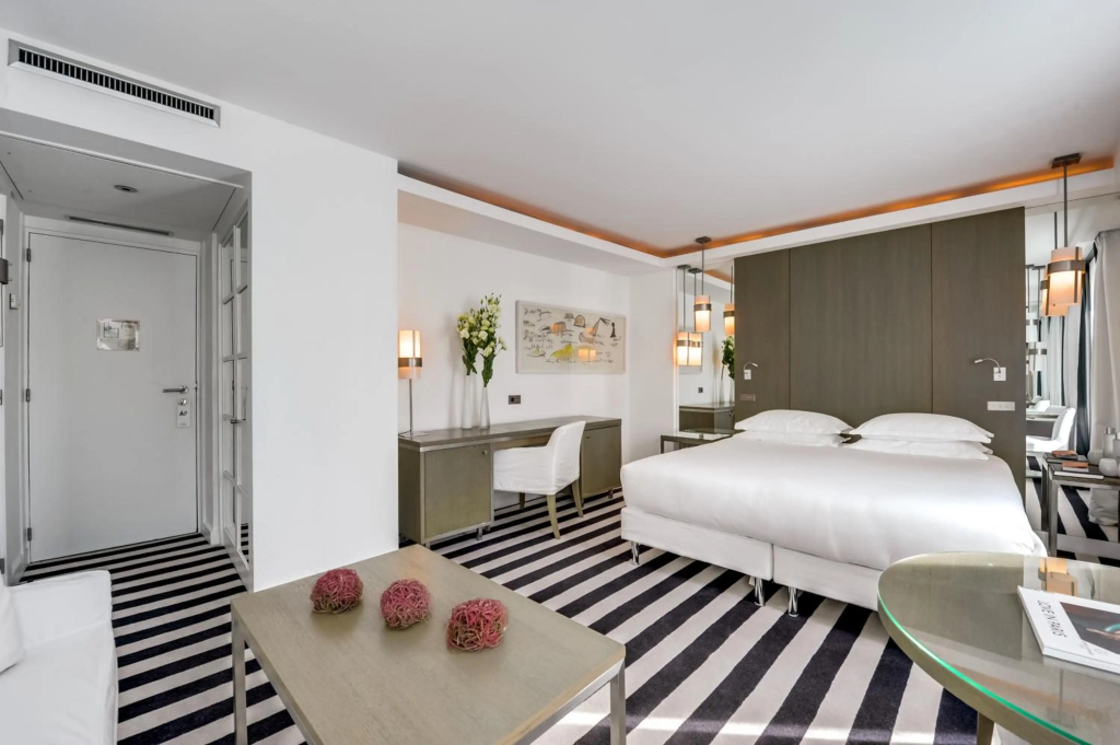 Hotel Le A