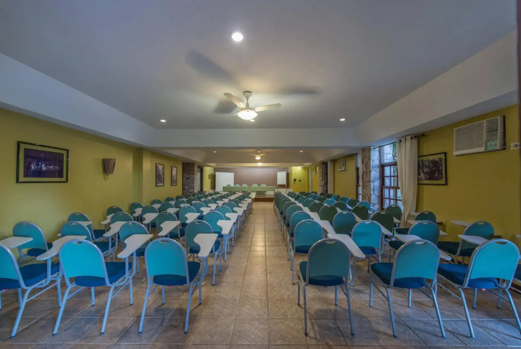 Hotel photo 11
