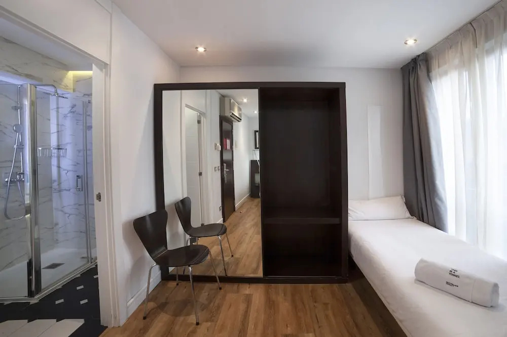 Petit Palace Arana - Chambres