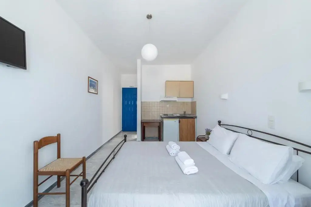 Economy room