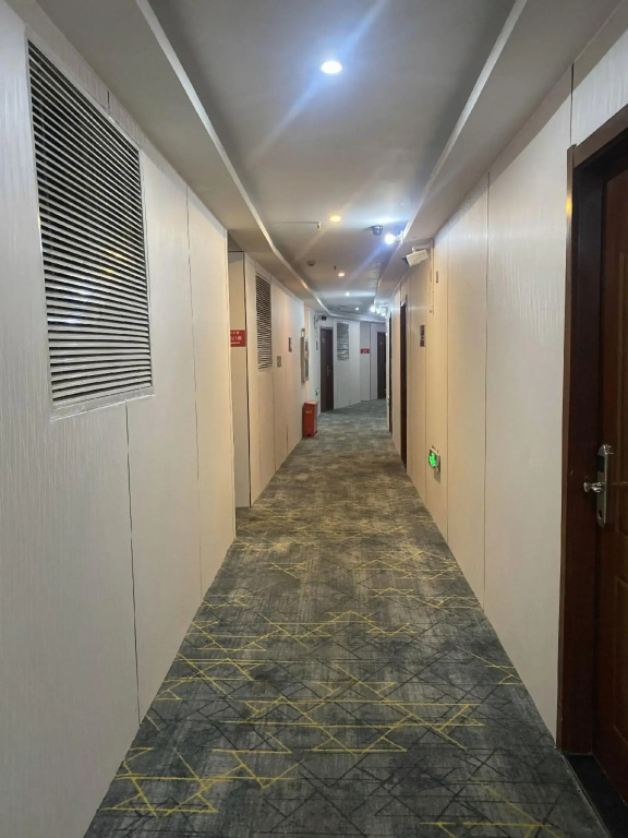 Tianyue Express Hotel (Wuhan Railway Station Happy Valley Branch)