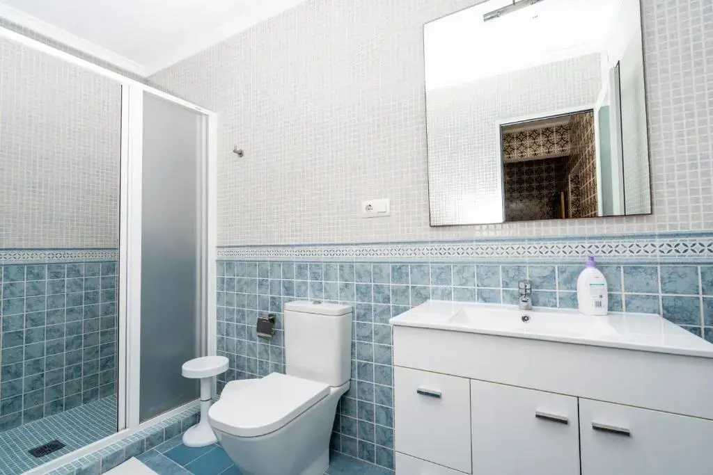 3 Bedrooms Cottage