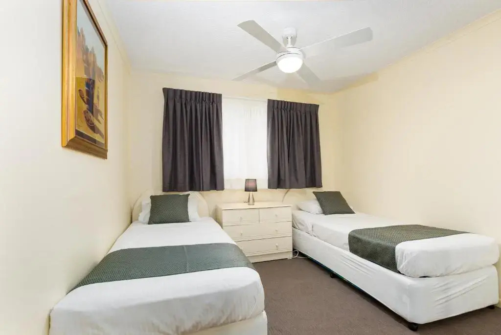 1 Bedroom Apartment with ocean view