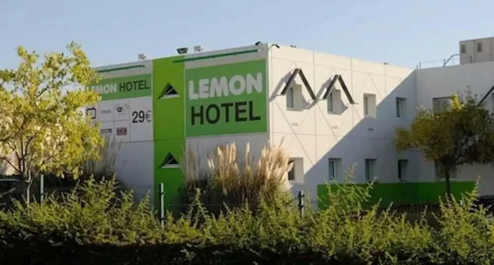 Lemon Hotel Le Coteau Roanne