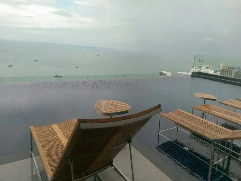 Beach & Waterfront