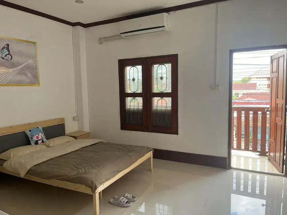 Comfort Double room with city view (full double bed)