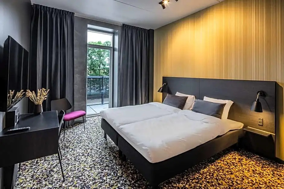 Standard room with balcony