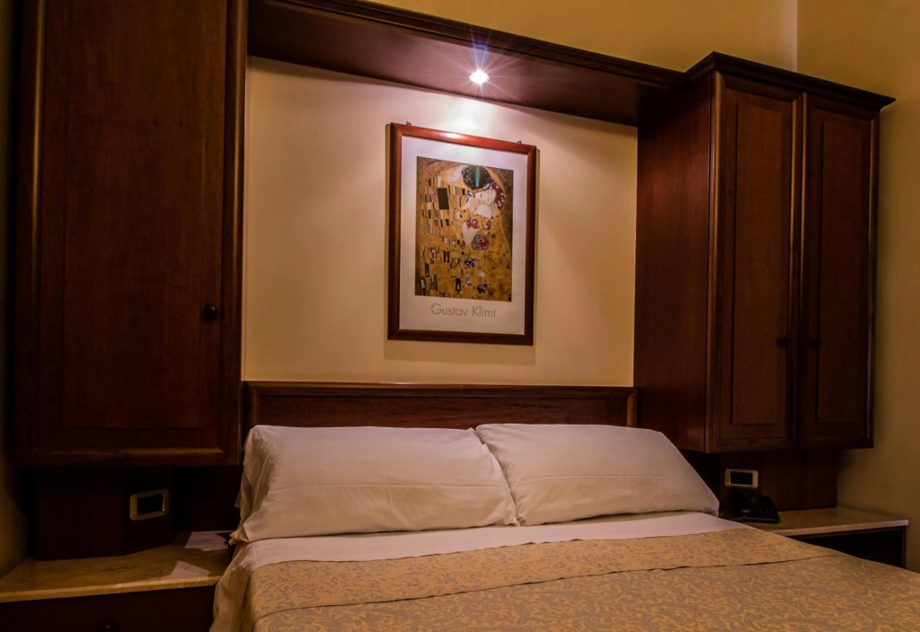 Hotel Gangi — 4