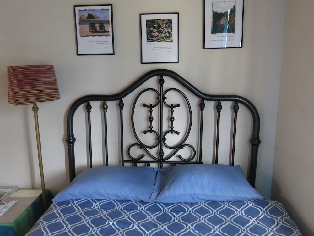 Gemini House Bed & Breakfast — 4