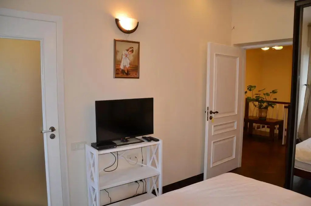 Superior Double room with garden view (full double bed)