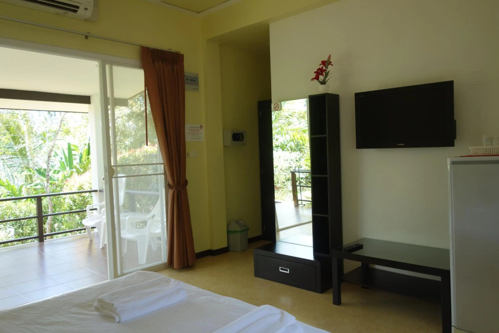 Khaolak Hillside Villa — 3