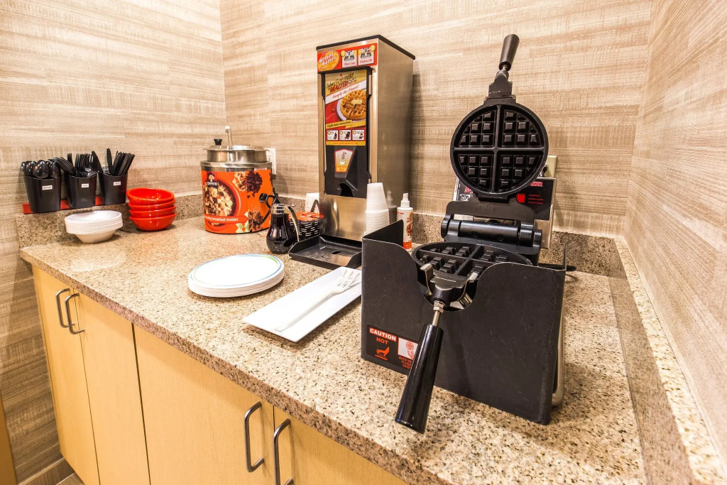 TownePlace Suites by Marriott Gilford - Général