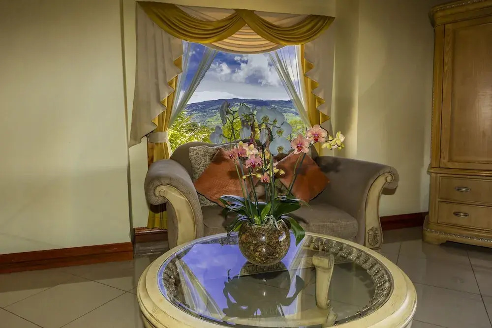 Poas Paradise - фото 5