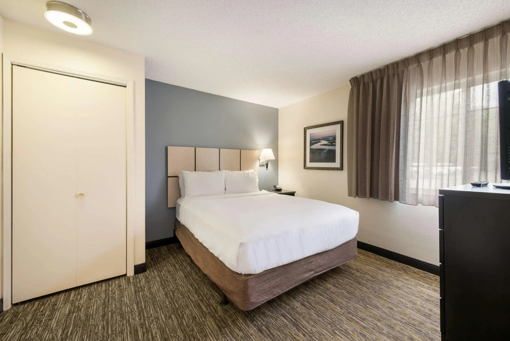 Sonesta Simply Suites Hampton - Général