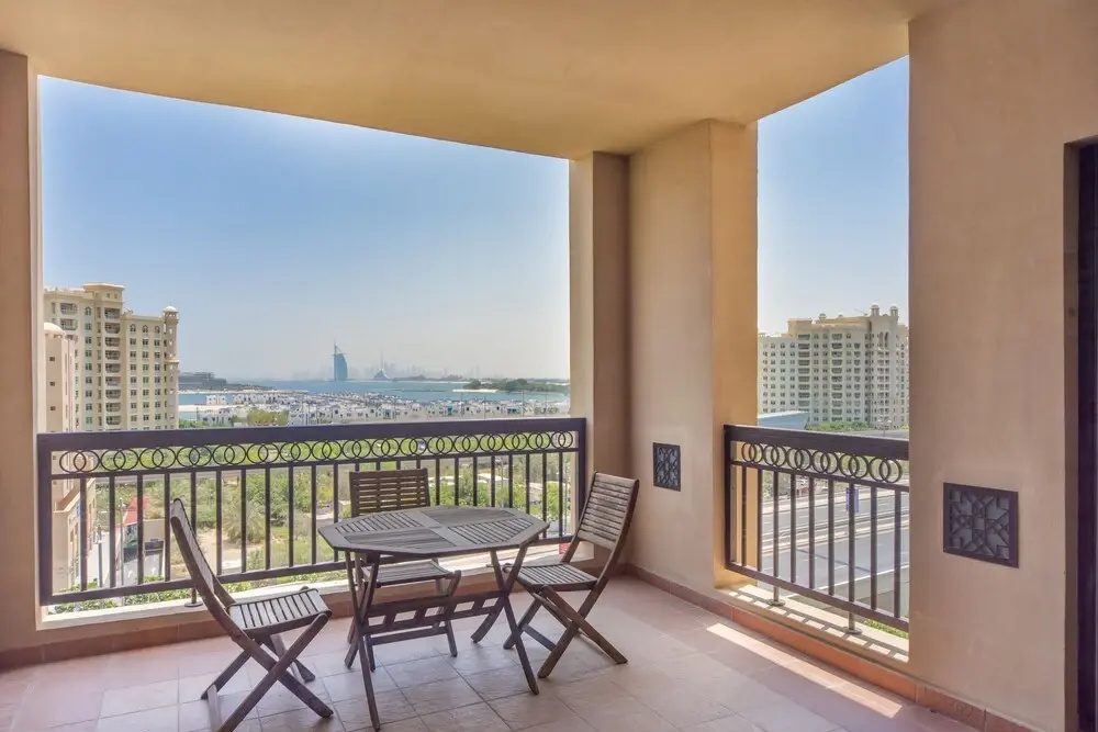 Balcony & Terrace