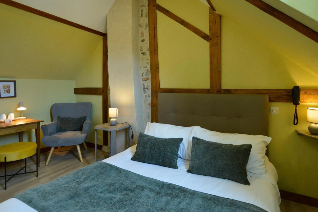 Auberge Le Colombien - Hôtel Restaurant image 4