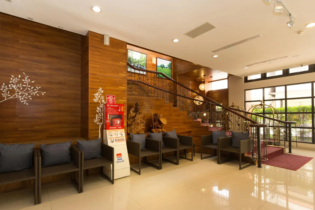 F Hotel - Sanyi - Général