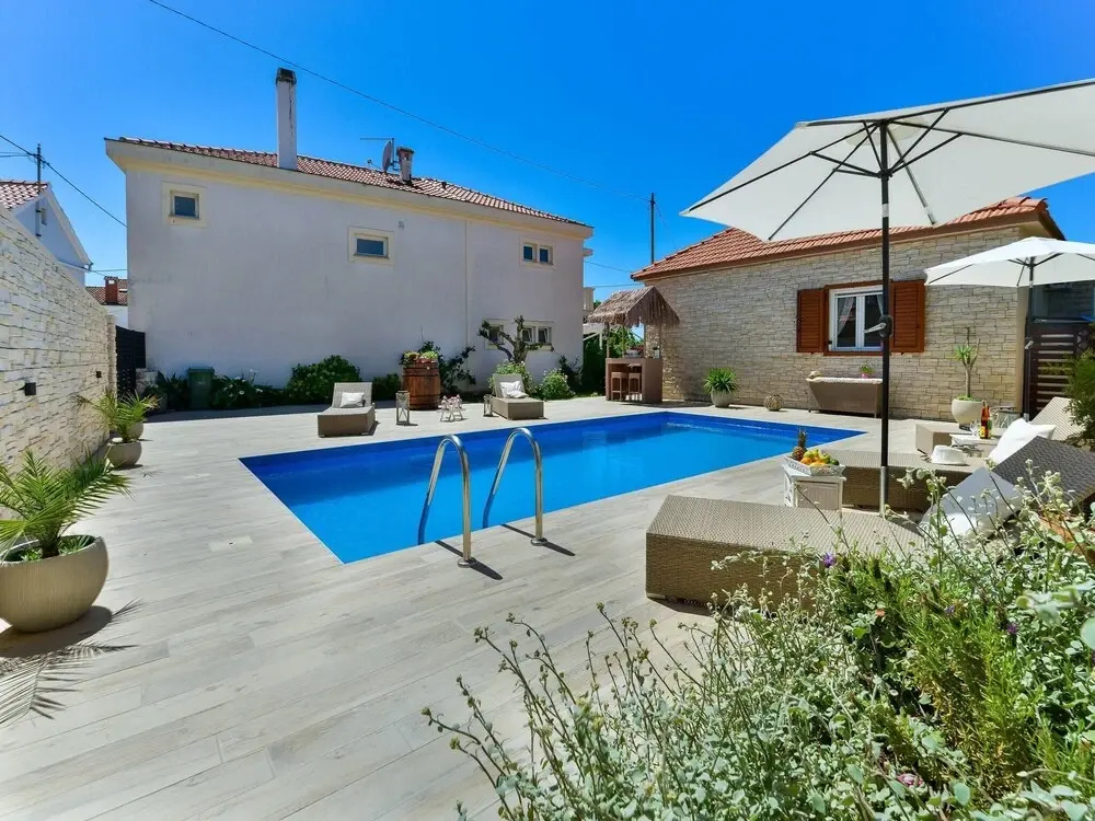 4 Holiday House Gatsby