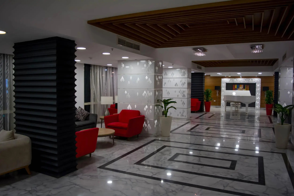 Lobby & Reception