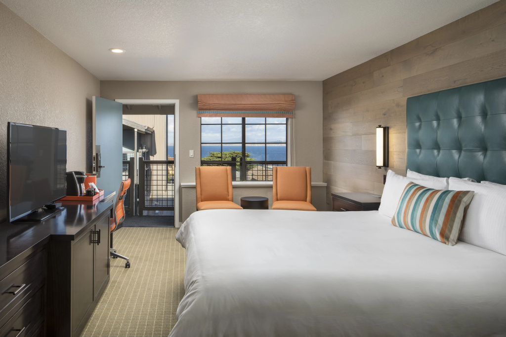 Wave Street Inn — 4
