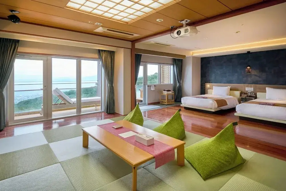 Suite with balcony