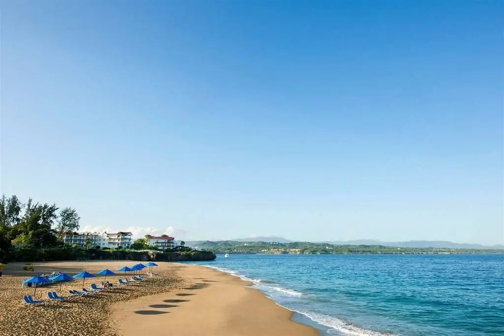 Beach & Waterfront