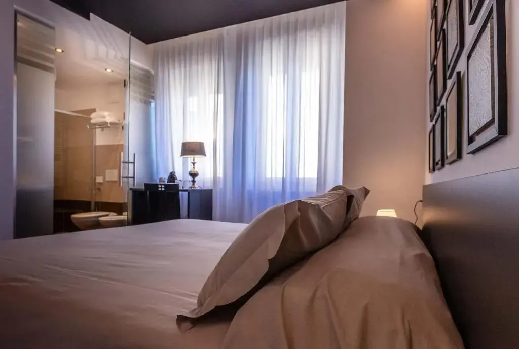 Superior Double room (full double bed)