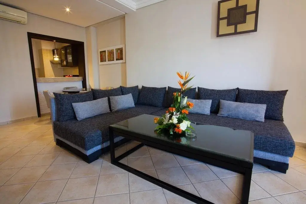 Atlas Marina Beach Suites & Spa — фото 4