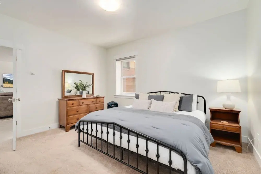 Old Town Oasis - Spacious Artisan Home — фото 3