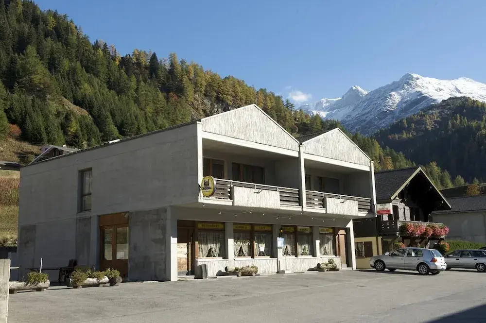 Auberge les Charmettes