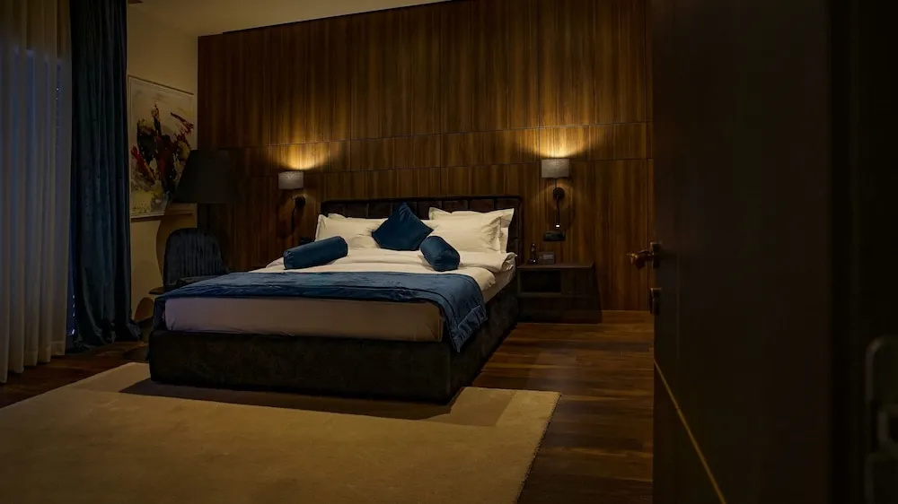 Premium Park Hotel