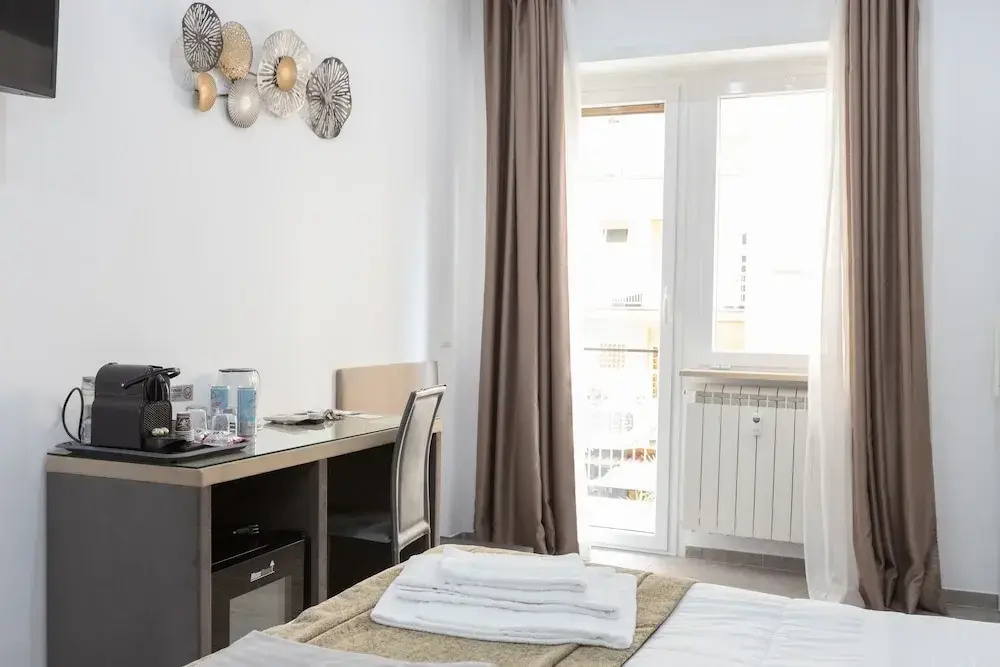 Superior Double room (full double bed)