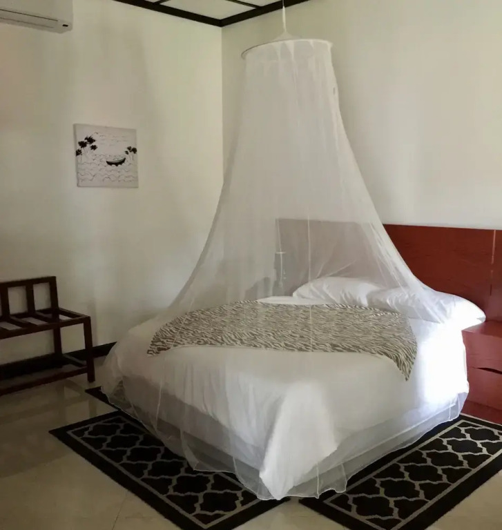 經濟雙人房，花園景觀，雙人床