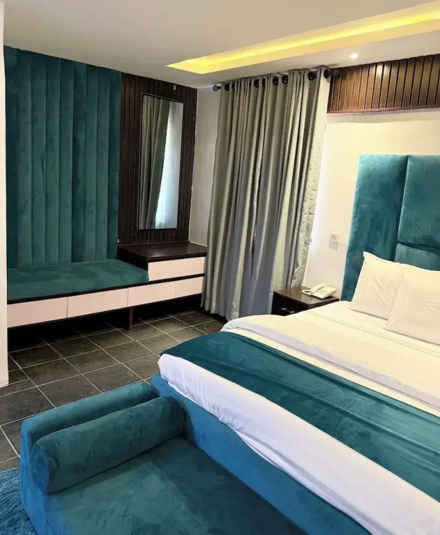 Presidential Suite