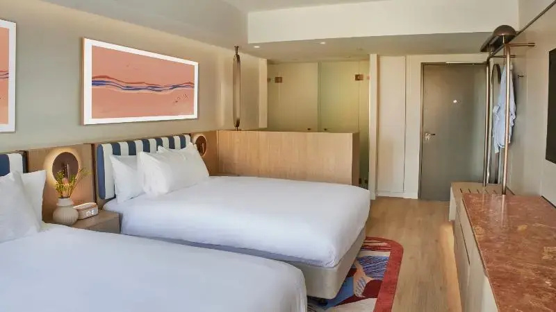 2 Bedrooms Suite with balcony