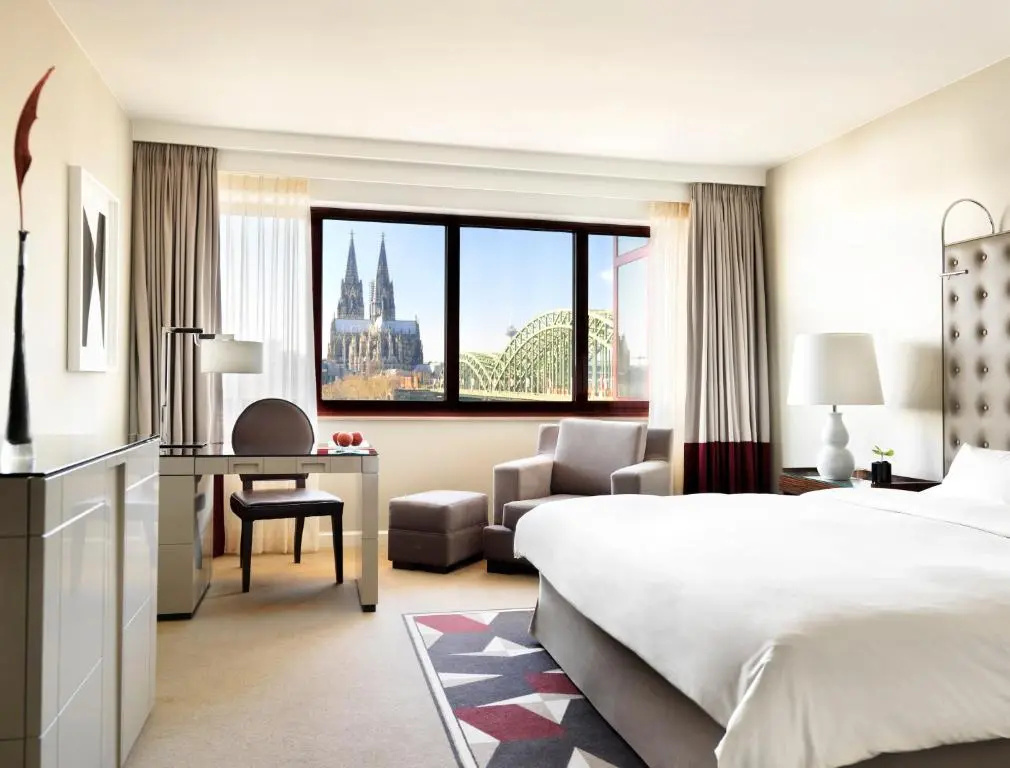 Double room Rhine View (full double bed)