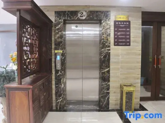 Hotel photo 18