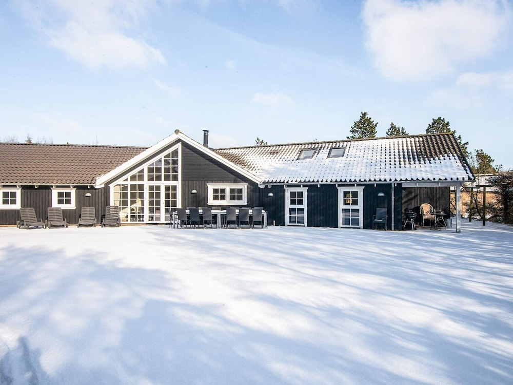 5 Star Holiday Home in Blavand