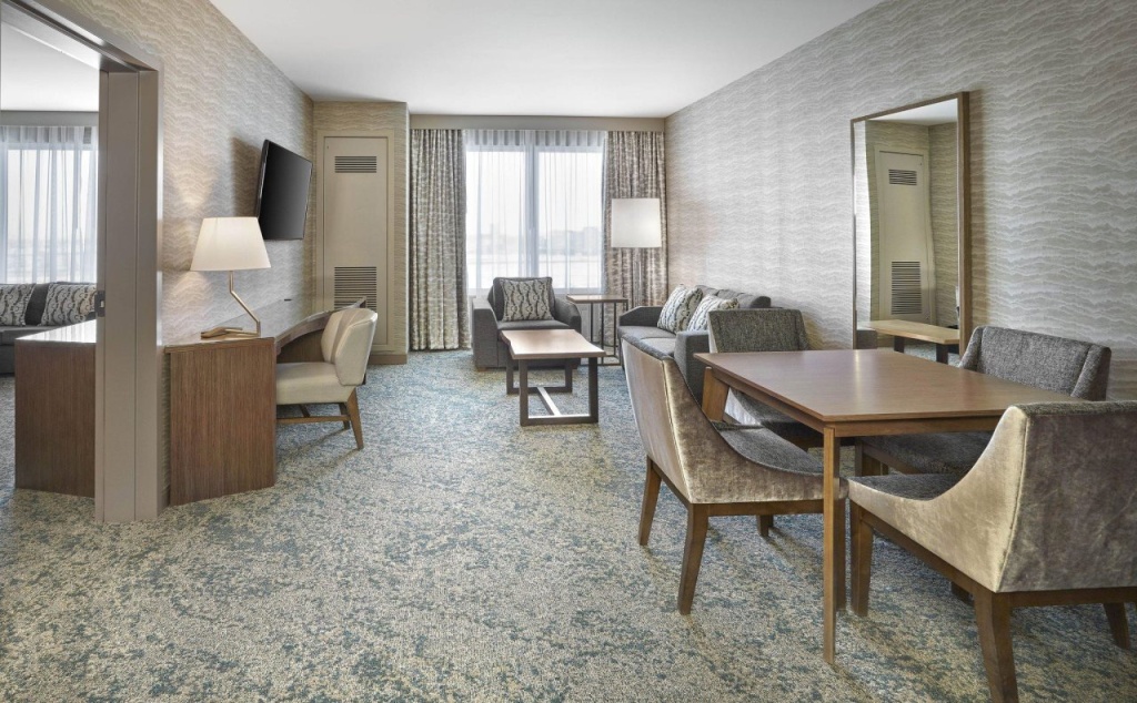 The Westin Calgary Airport - 3