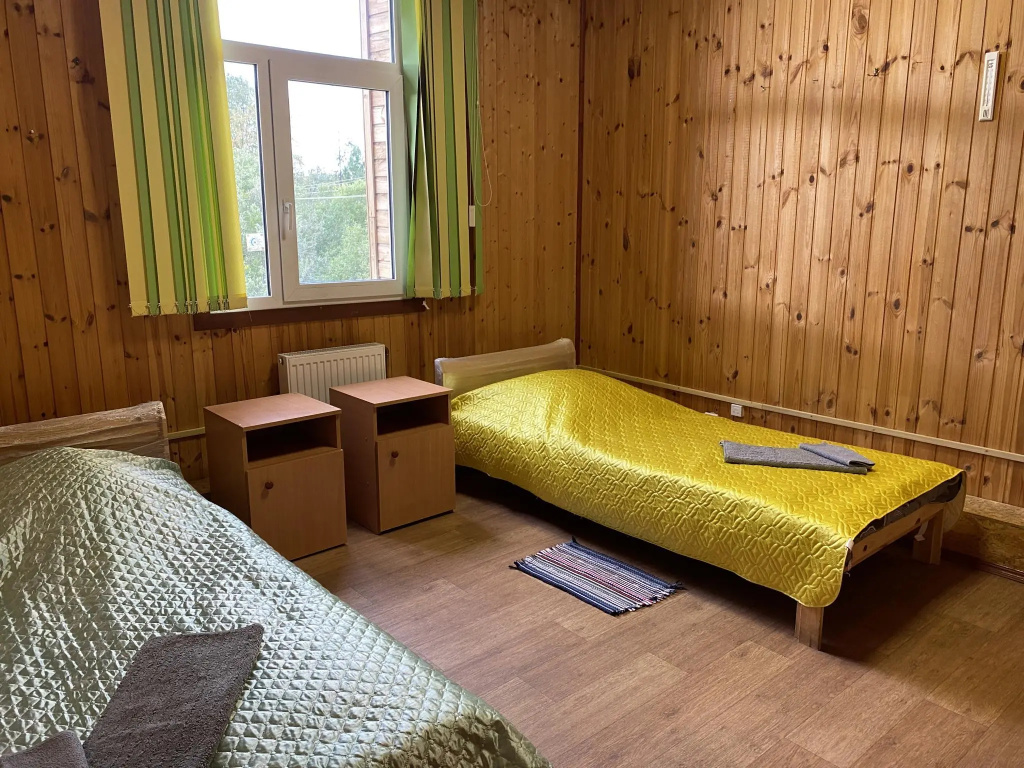 Economy Quadruple room