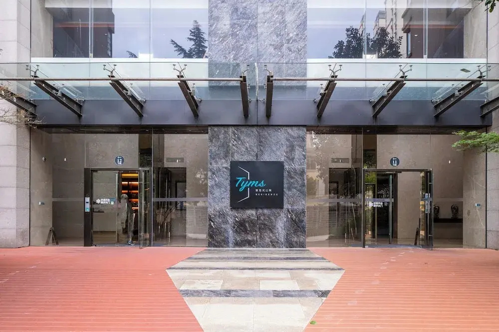 Tyms Stylish 1BR 1BA Apt Xujiahui Center