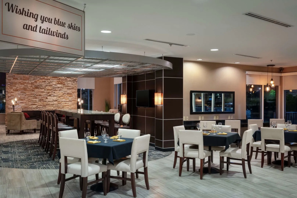 DoubleTree by Hilton Hotel Savannah Airport - Général