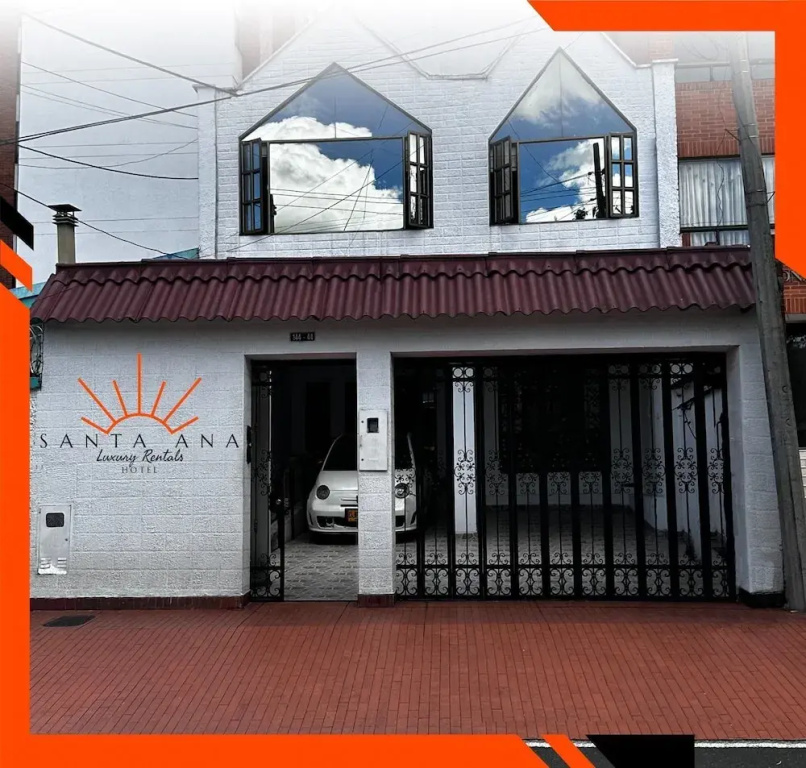 Santa Ana Luxury Rentals Belmira