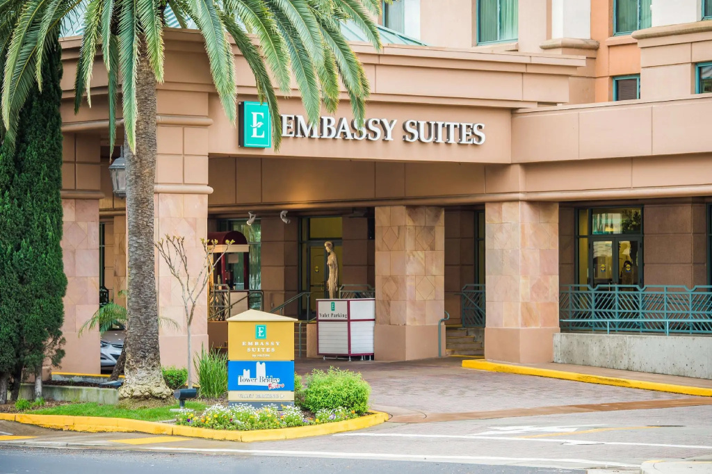 Embassy Suites by Hilton Sacramento Riverfront Promenade - Chambres