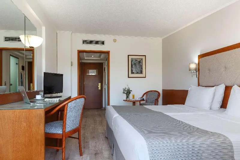 Best Western Plus Hotel Plaza - Chambres